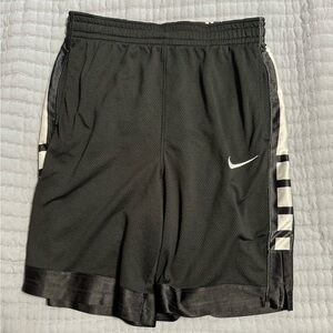 Boys Nike Elite Shorts